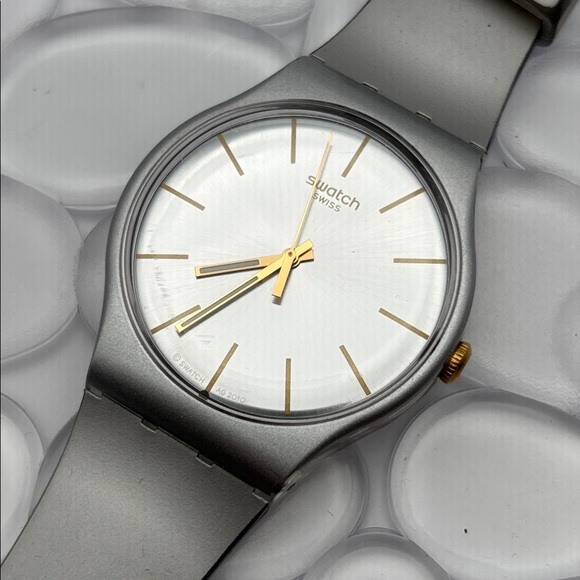 Swatch Watch SUOZ101 WINTER MOON - Picture 1 of 11